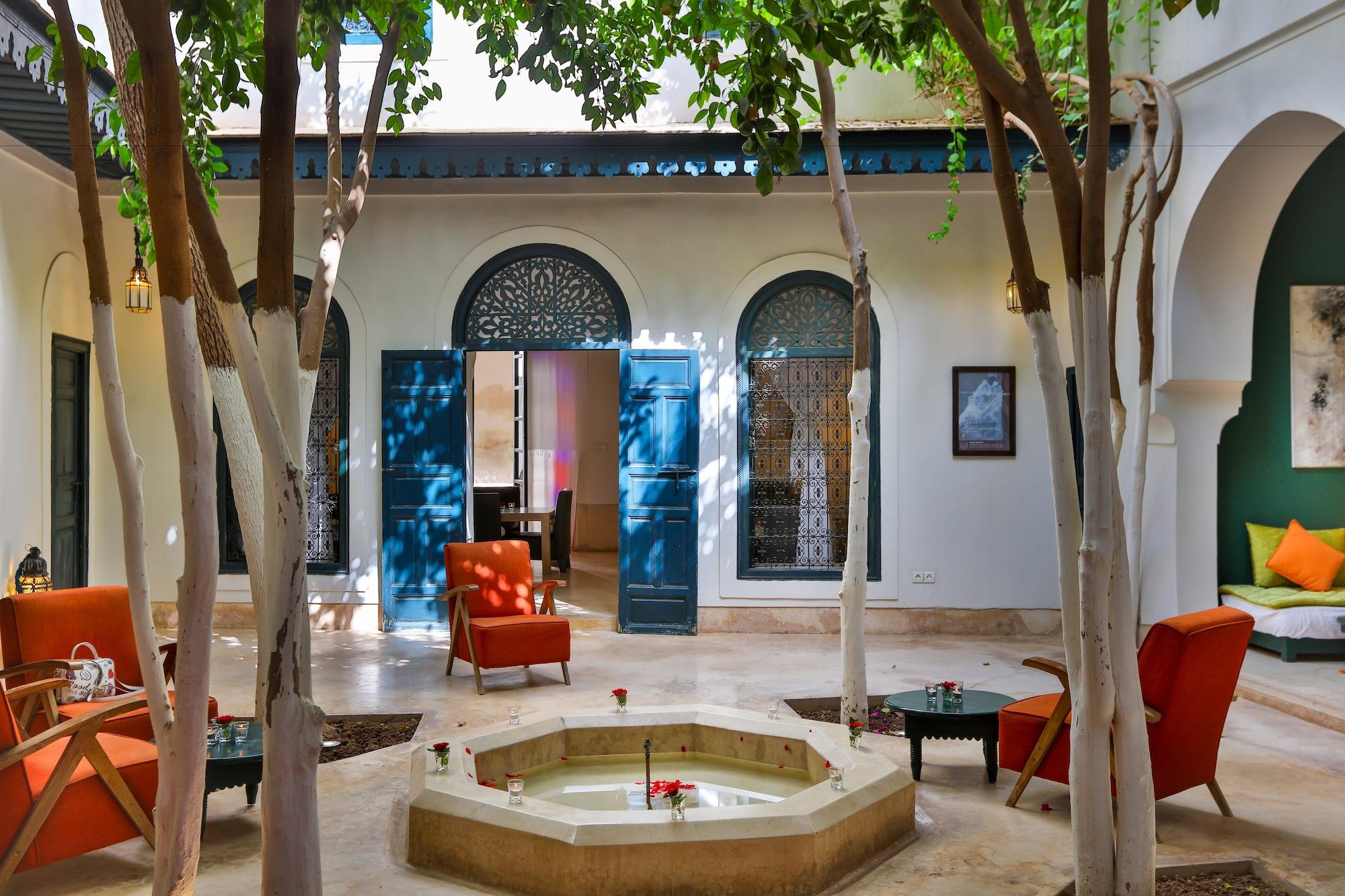 رياد رياض دار سارة 3*